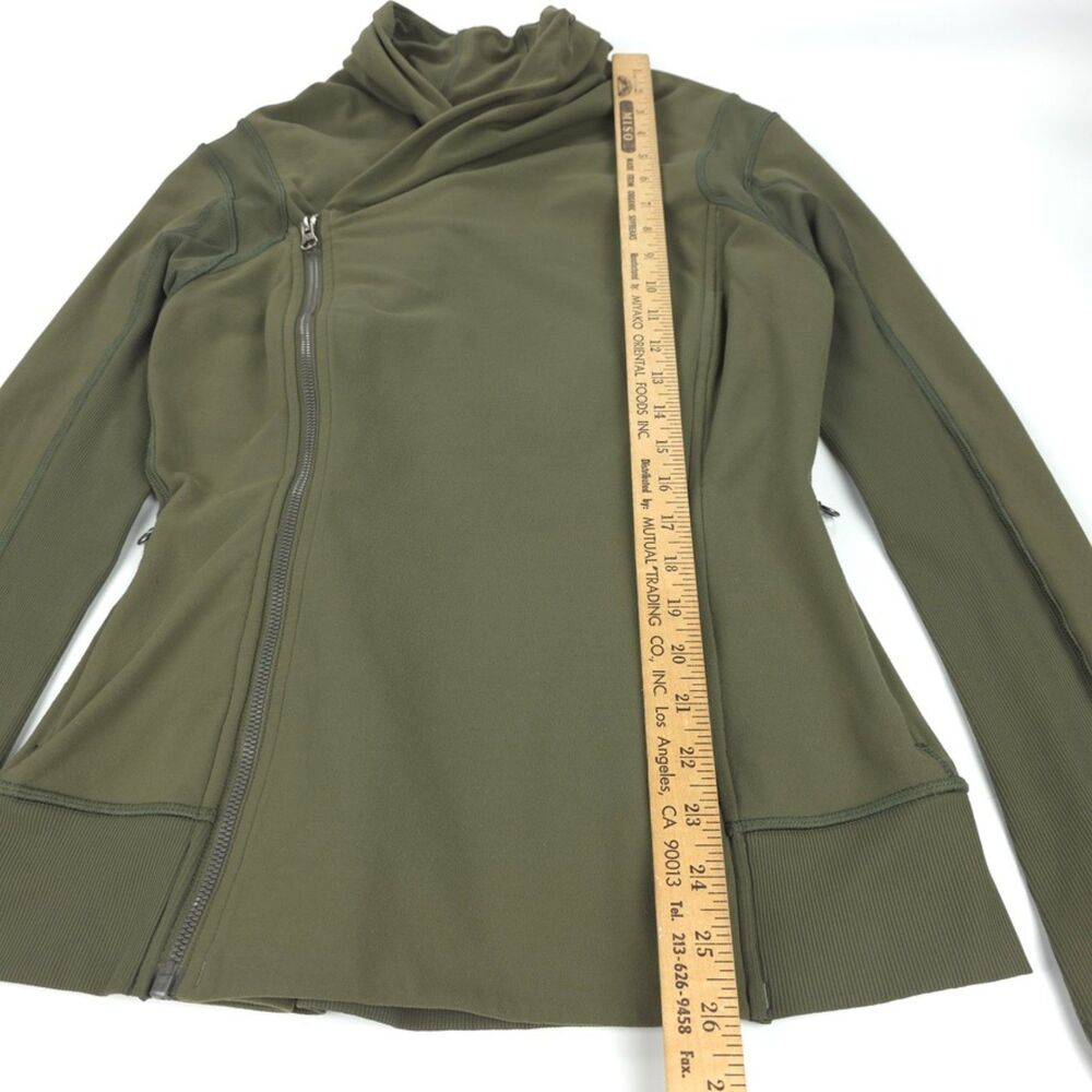 LULULEMON Bhakti Yoga Jacket Fatigue Green Athleisure Running Sporty Training 8 - Picture 4 of 12